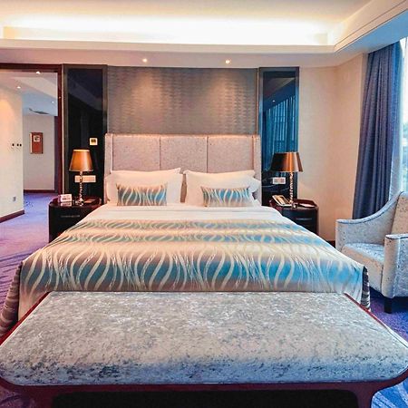 Sentosa Hotel Shenzhen Feicui Branch, Enjoy Tropical Swimming Pools And High-Class Fitness Club Exteriör bild